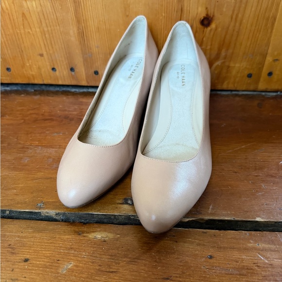 Cole Haan Wedge 60mm nude pump 7.5 - Picture 2 of 7